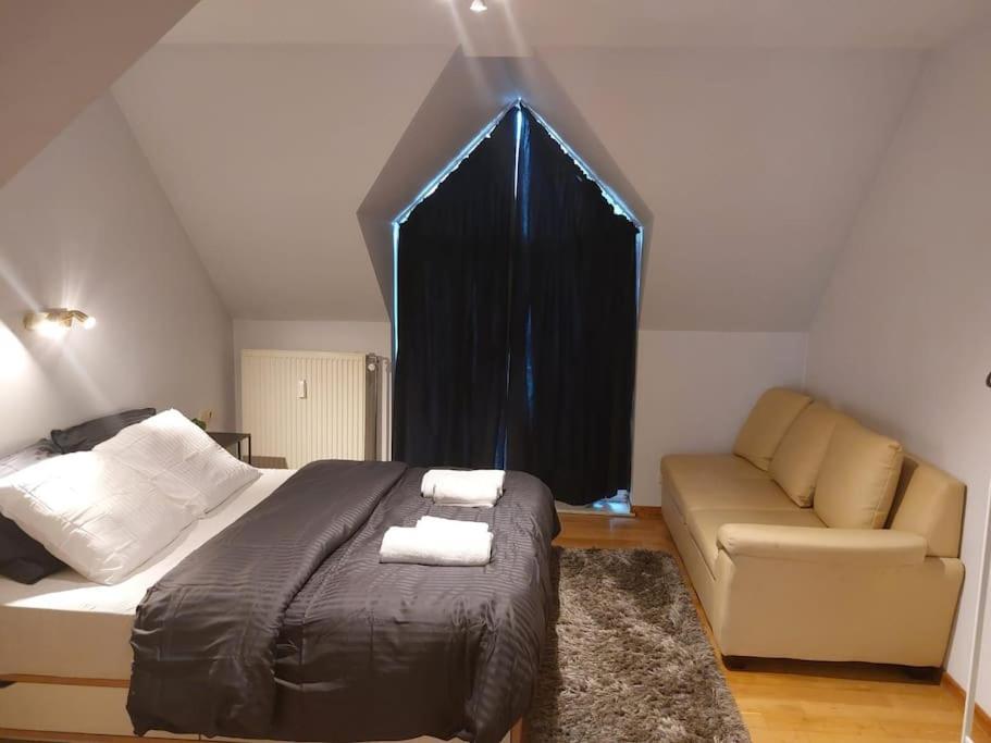 Charming 1-Bedroom Apartment Brussel Bagian luar foto
